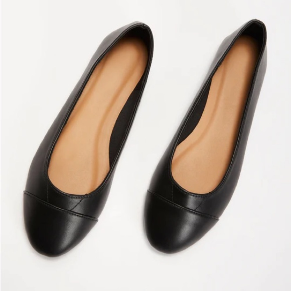 Black Ballerina Flats NEW WITH TAGS, never worn